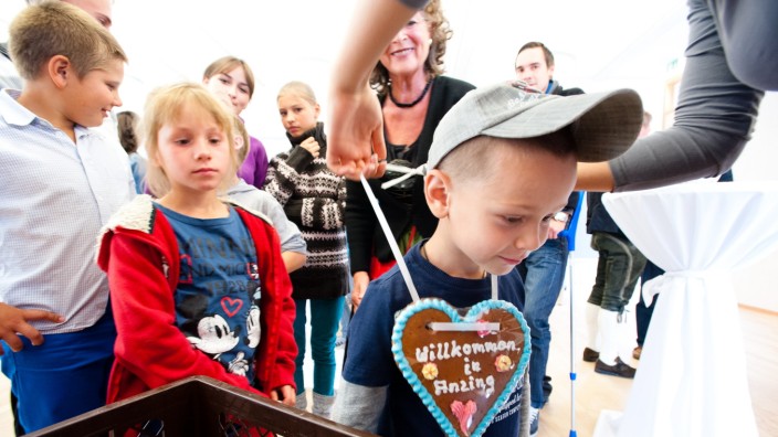 Anzinger Initiative: Herzliche Begrüßung: 50 bis 60 Kinder holte die Anzinger Initiative in besseren Zeiten jedes Jahr nach Oberbayern, hier ein Bild von der Ankunft im Jahr 2013.