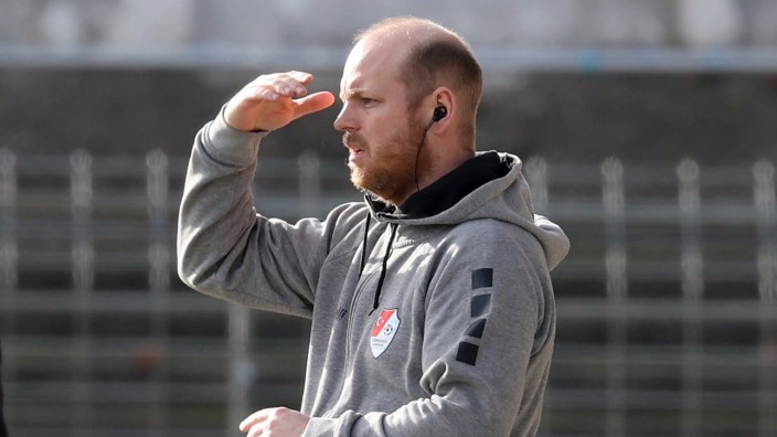 Geschichten aus der Regionalliga: Blick nach vorn: Andreas Pummer, hier noch als Co-Trainer bei Türkgücü München, wird den FC Pipinsried im Sommer verlassen und zum FC Deisenhofen wechseln.