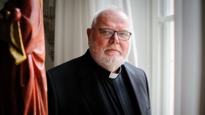 Kritik an Kardinal Marx: Kardinal Reinhard Marx wird vorgeworfen, auch nach Veröffentlichung des Missbrauchsgutachens nicht genügend zu tun.