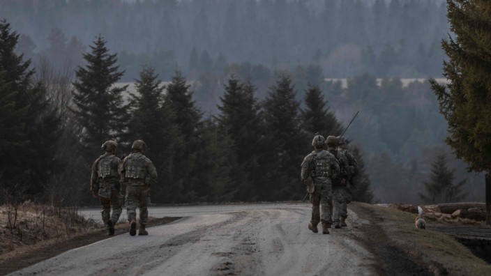 Osteuropa: US-Soldaten in Polen: Die Kriegslage verschiebt die Verhältnisse auch zwischen Brüssel und den osteuropäischen Staaten.