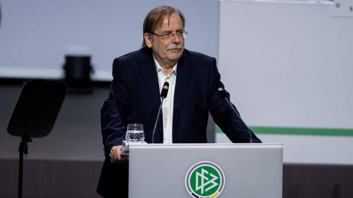 DFB-Bundestag: Rainer Koch beim DFB-Bundestag.