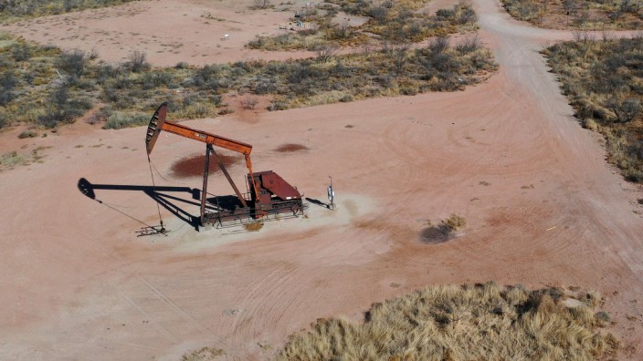 Streit um Geldanlagen: Ölfeld in West-Texas: Der US-Bundesstaat ächtet klimafreundliche Geldanlagen.