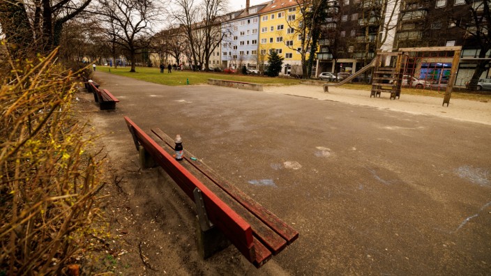 Prozess beginnt Anfang Juli: In dem kleinen Park am Korbinianplatz in Milbertshofen gerieten zwei Jugendgruppen in Streit.