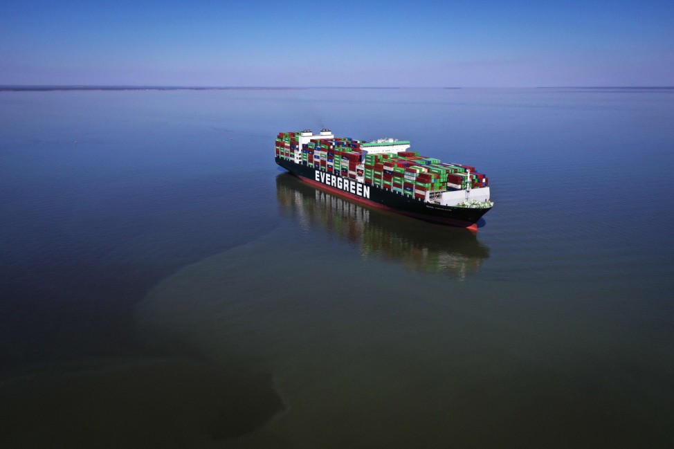 Container Cargo Ship Stuck In Chesapeake Bay