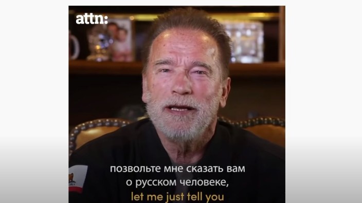 Arnold Schwarzeneggers Videobotschaft an die Russen: Klare Worte, an die russischen Soldaten - und Putin selbst: Arnold Schwarzenegger in seinem Video.
