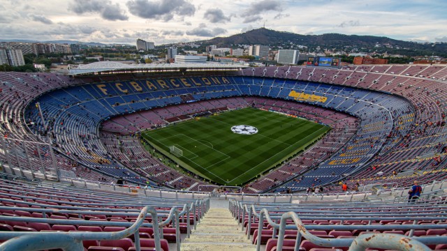 Champions League: Platz für sehr viele Zuschauer: Das Camp Nou in Barcelona. Wird es hier am Mittwochabend einen neuen Rekord im Klub-Fußball der Frauen geben?