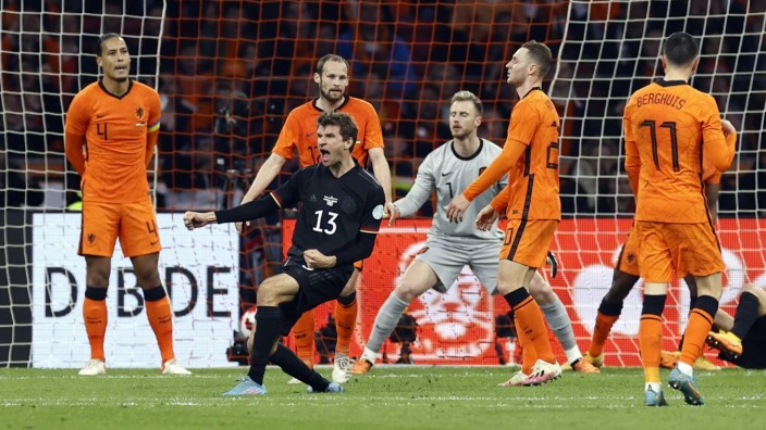 Deutschland gegen die Niederlande: Thomas Müller trifft zum 1:0.