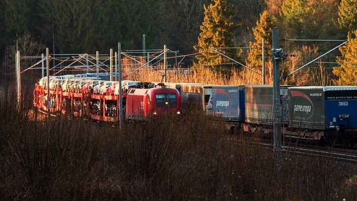 Brenner-Nordzulauf: Der Brenner-Nordzulauf im Landkreis Ebersberg soll ein Teilstück einer großen Güterverkehrsachse quer durch Europa werden.