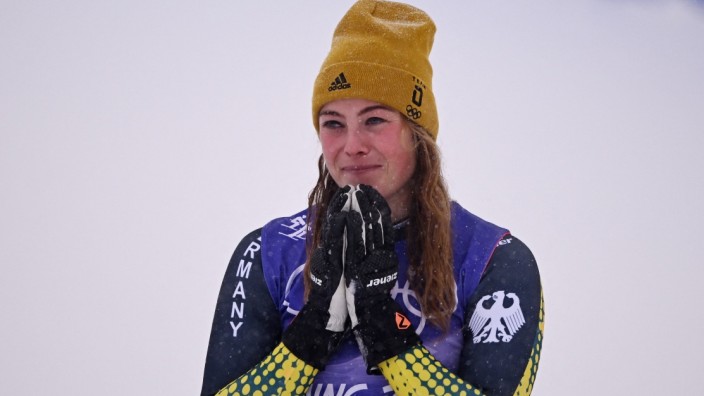 Skicrosserin Daniela Meier: Bronze für Daniela Maier - oder doch nicht? Der Fall beschäftigt das IOC und den Skiweltverband Fis.