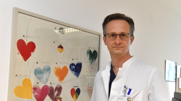 Corona in den Kliniken: "Die Lage hat sich leider nicht entspannt": Florian Krötz, Chefarzt der Medizinischen Klinik am Starnberger Klinikum, blickt mit Sorge auf die Situation in seinem Haus.
