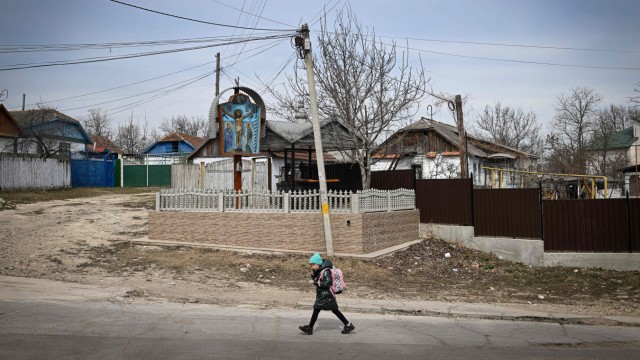 Flüchtlinge aus der Ukraine: Ein Schulkind im Dorf Sireți: Moldau hat nur 2,6 Millionen Einwohner - und bereits etwa 400 000 Flüchtlinge vorübergehend aufgenommen.