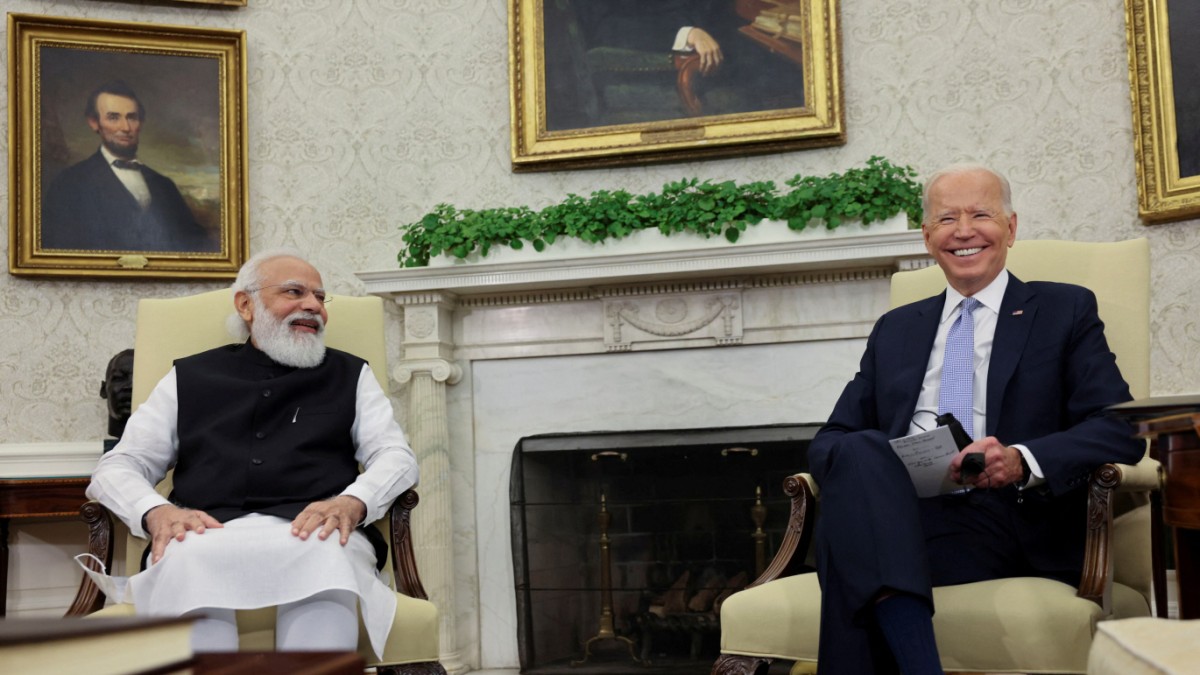India between USA and Russia: Delhi’s dilemma – politics