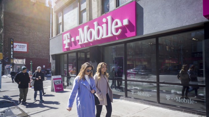 T-Mobile US: In Kürze möchte die Telekom weitere Aktien von T-Mobile US kaufen und sich damit die Kontrollmehrheit über ihre US-Tochter sichern.