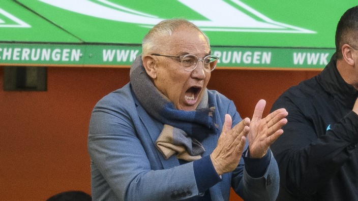 Hertha BSC im Abstiegskampf: Ein Mann gibt alles: Felix Magath coacht mit hohem Geschichtsbewusstsein.