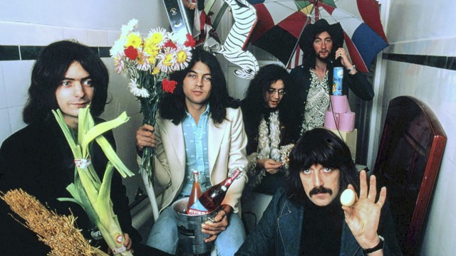Queen-Ausstellung in Pasing: "Deep Purple" 1972 in Montreux: Im Lichthof der Pasinger Fabrik sind parallel zur "Queen"-Ausstellung Fotos von Didi Zill zu sehen.
