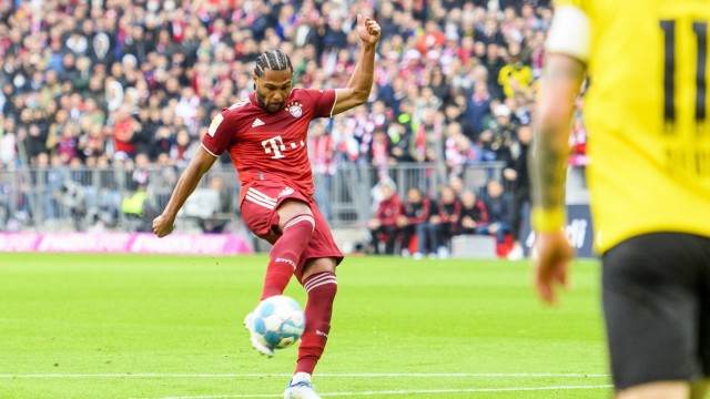 FC Bayern: Serge Gnabry erzielt das 1:0.