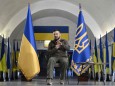 Ukraine: Wolodimir Selenskij bei einer Pressekonferenz in der Kiewer Metro