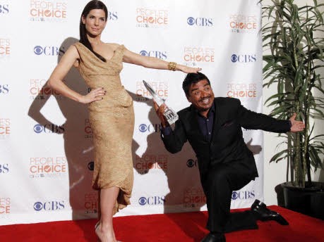 People's Choice Award, Sandra Bullock, George Lopez; Foto: Reuters