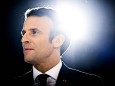 Discours d Emmanuel Macron - president de la Republique sortant - candidat a sa propre reelection NEWS : Grand Meeting