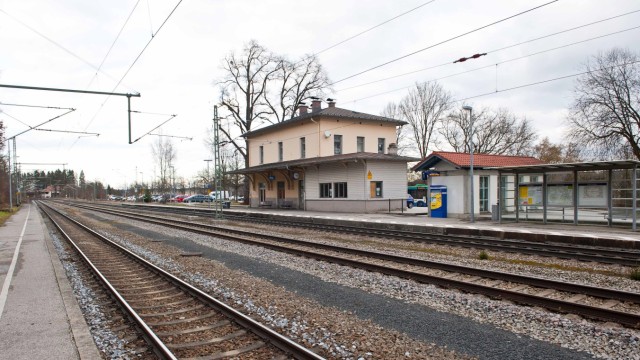 Brenner -Nordzulauf: Der Bahnhof Aßling soll auch nach einem Ausbau der Strecke erhalten bleiben.