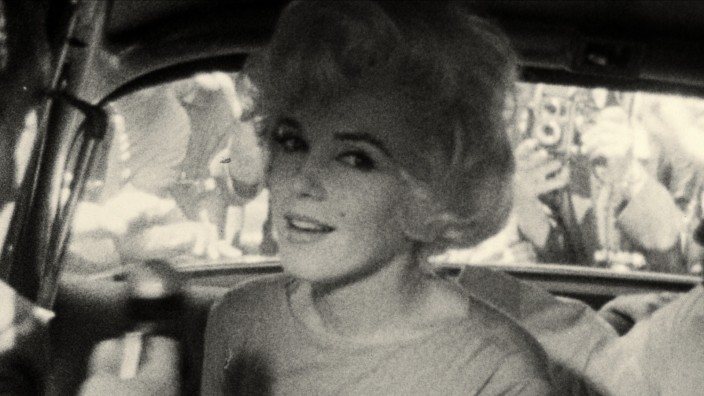 "Mysterium Marilyn Monroe: Die ungehörten Bänder" bei Netflix: "Wahrscheinlich Suizid" stand im Obduktionsbericht über Marilyn Monroes Tod.