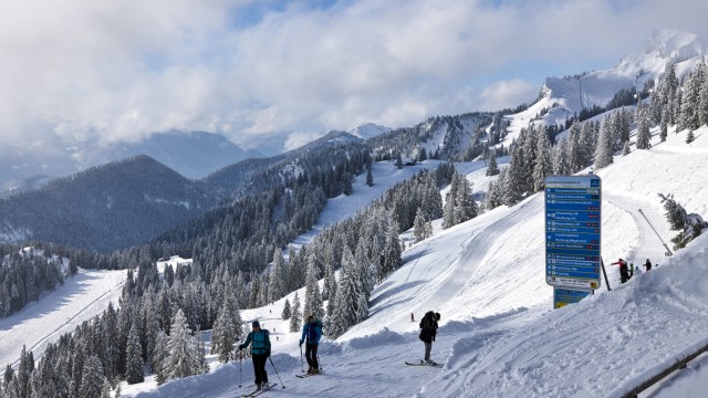 Wintersport in Bad Tölz-Wolfratshausen: Weiße Wunderwelt: Anfang 2019 herrschten am Brauneck ideale Bedingungen für Wintersportler.