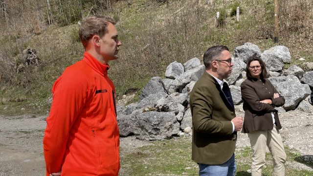 Forsthaus Valepp: Gastronom Johannes Rabl und Manuel Neuer wollen das Gasthaus in den Schlierseer Bergen von den Staatsforsten übernehmen.