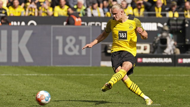 Bundesliga: Erling Haaland scored three times, but Dortmund was not helpful.