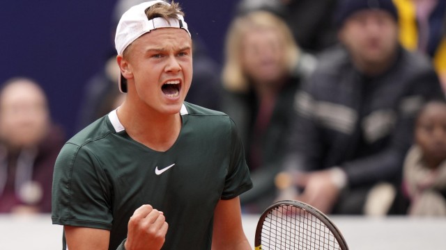 Tennis: Too young for a winning car: Holger Ron, 19, won the ATP Tour in Munich - and still has to get his driver's license.