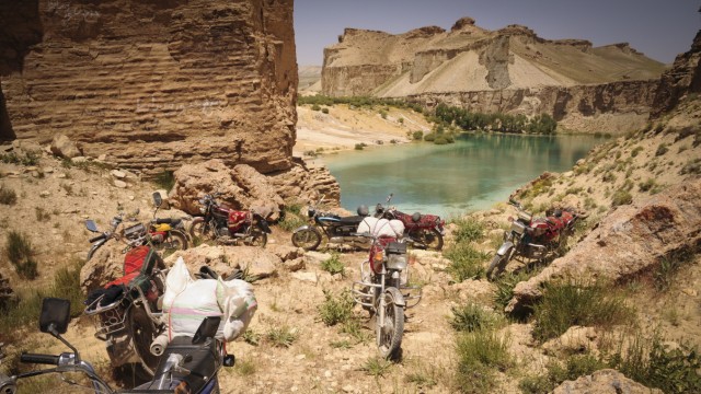 Reisebuch "Finding Afghanistan": Binnentourismus am Band-e-Amir-See bei Bamiyan