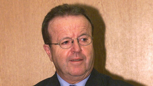 Bayern: Gerold Tandler (hier im Jahr 2000) verstand sich als CSU-Generalsekretär vor allem als leitender Angestellter der Firma Strauß und nicht als Parteisoldat.