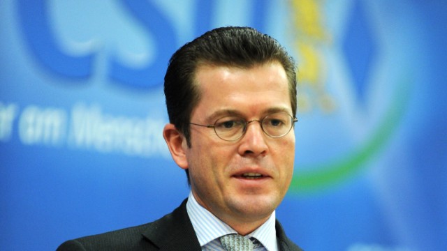 Bayern: Karl-Theodor zu Guttenberg war 2009 für kurze Zeit Generalsekretär und stieg dann sehr schnell zum Bundeswirtschaftsminister auf.