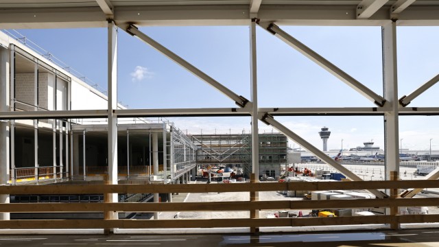 Flughafen München: Bis zu zwölf Flugzeuge sollen positioniert werden können.