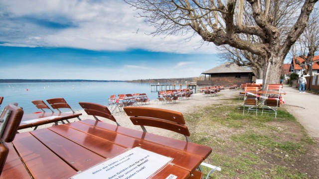 Freizeit in Bayern: In den vergangenen zwei Jahren wurden Gäste direkt am See bewirtet.