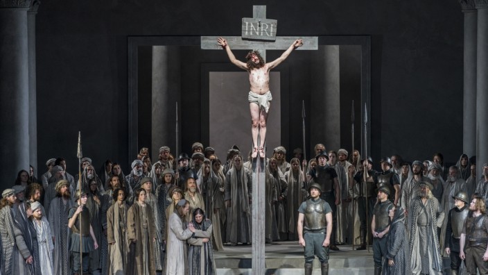 Theater: Seit 1634 widmet sich ganz Oberammergau alle zehn Jahre den letzten Tagen Jesu.