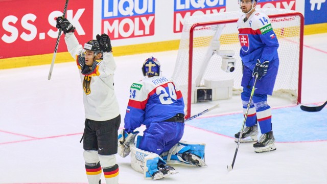 Deutschland gewinnt bei der Eishockey-WM: Tor Nummer zwei: Leo Pföderl trifft und legt den Grundstein zum Sieg über die Slowakei.