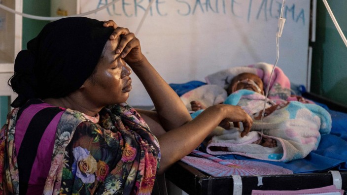 Hungerkrise: So sieht es dort aus, wo eine Hungersnot ist: Szene aus einem Krankenhaus im Tschad im Mai