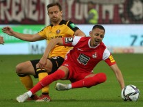 Relegation zur 2. Bundesliga: Kaiserslautern und Dresden trennen sich torlos