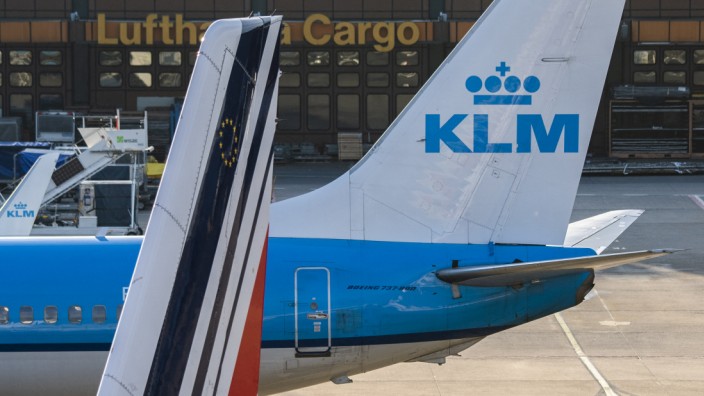 Luftverkehr: Flugzeuge von KLM und Air France 2019 auf dem inzwischen stillgelegten Berliner Flughafen Tegel.