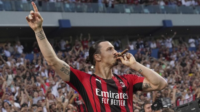 Start der Serie A: Stürmer und Mentor in Personalunion: Zlatan Ibrahimovic, mittlerweile 41, ist bei Milan immer noch gefragt.