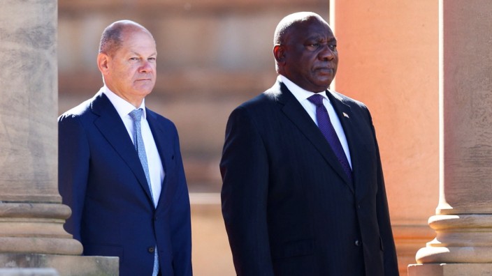 Südafrika: Präsident Cyril Ramaphosa empfängt Bundeskanzler Olaf Scholz in Pretoria