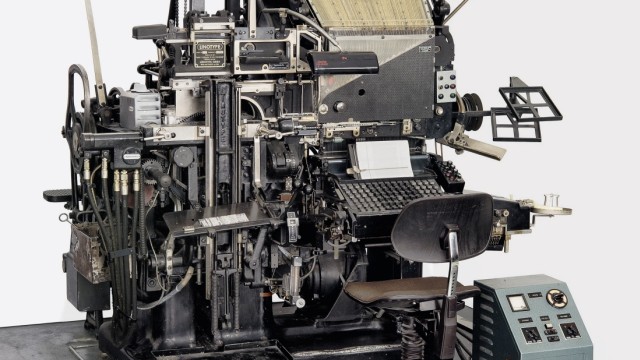 Technik: Ein Kultobjekt nicht nur für Zeitungsleute: die Zeilensatz- und Gießmaschine Linotype aus dem Jahr 1964. Sie ist viel mehr als eine Nachfahrin von Guttenbergs Druckerpresse. Die ihr zugrundeliegende Technik aus dem Jahr 1890 beschleunigte das Nachrichtengeschäft um ein Vielfaches.