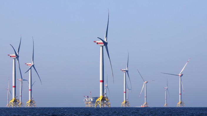 Energiewende: Windpark in der Ostsee vor der Küste Rügens: Das Geschäft hat Zukunft, aber wer wird daran verdienen?