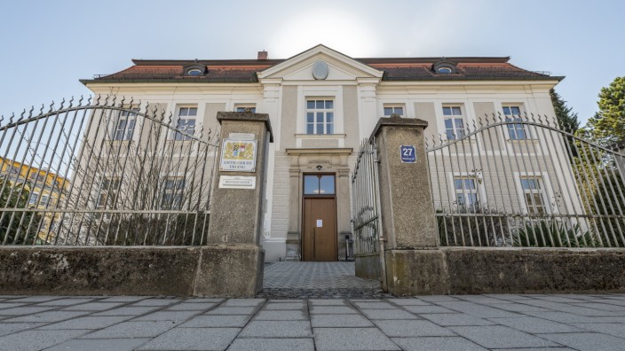 Amtsgericht Erding: Das Amtsgericht Erding ist an der Münchener Straße beheimatet.
