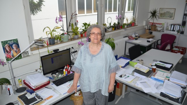 Armut in Bayern: Edeltraud Rager, 67, leitet die Nürnberger Tafel ehrenamtlich. Zuvor war sie für das Rote Kreuz für die Koordinierung der Alten- und Pflegeheime verantwortlich.