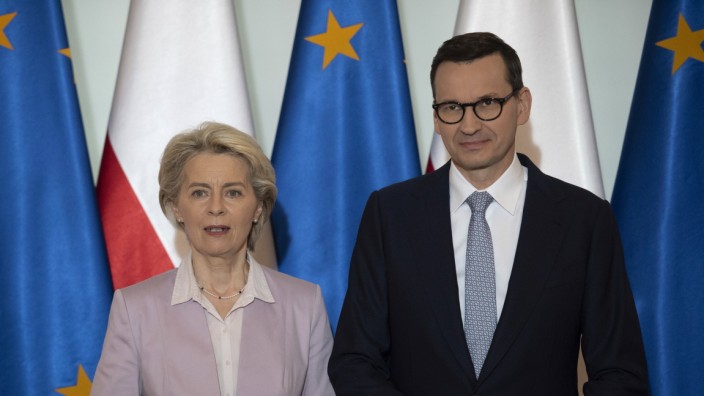 EU-Zahlungen an Polen: Gesprächstermin in Polen: EU-Kommissionspräsidentin Ursula von der Leyen wurde am Donnerstag vom polnischen Premierminister Mateusz Morawiecki empfangen.