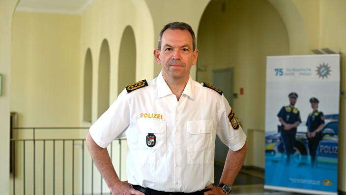 Reden wir über Bayern: Michael Schwald, der neue Landespolizeipräsident, war schon als Kind lieber Gendarm als Räuber.