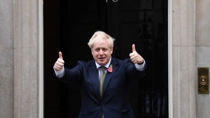 Misstrauensvotum in Großbritannien: Mit 148 hat Boris Johnson mehr Gegenstimmen bekommen, als Theresa May einst hinnehmen musste.