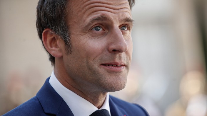 Frankreichs Öffentlich-Rechtliche: Macron plant schon seit 2017 eine andere Rundfunkfinanzierung, im Wahlkampf hat er die Idee wieder aufgegriffen.