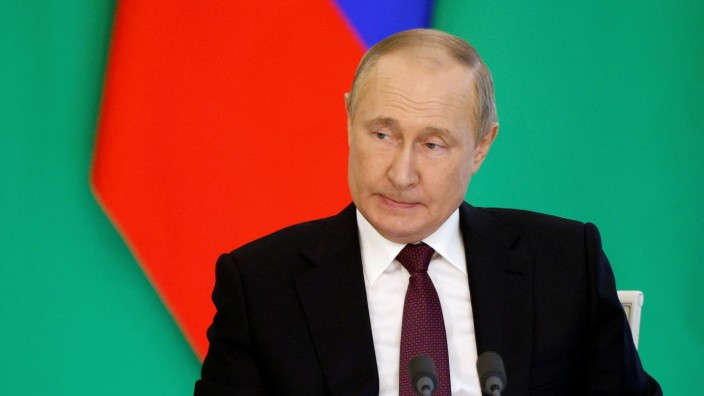 Diktatur im 21. Jahrhundert: Bedacht auf sein Bild in der Öffentlichkeit: Russlands Machthaber Putin, ein typischer Vertreter eines "Spin-Diktators".